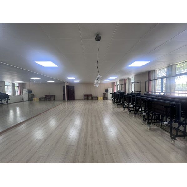 還在為空間裝修糾結不已？來七彩廣告 —— 濟寧專業創意設計團隊，助你將理想空間照進現實！